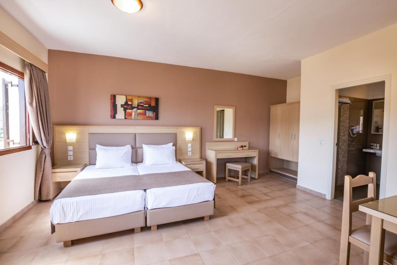 Aphrodite Luxury Studios & Apartments Karpathos Bagian luar foto