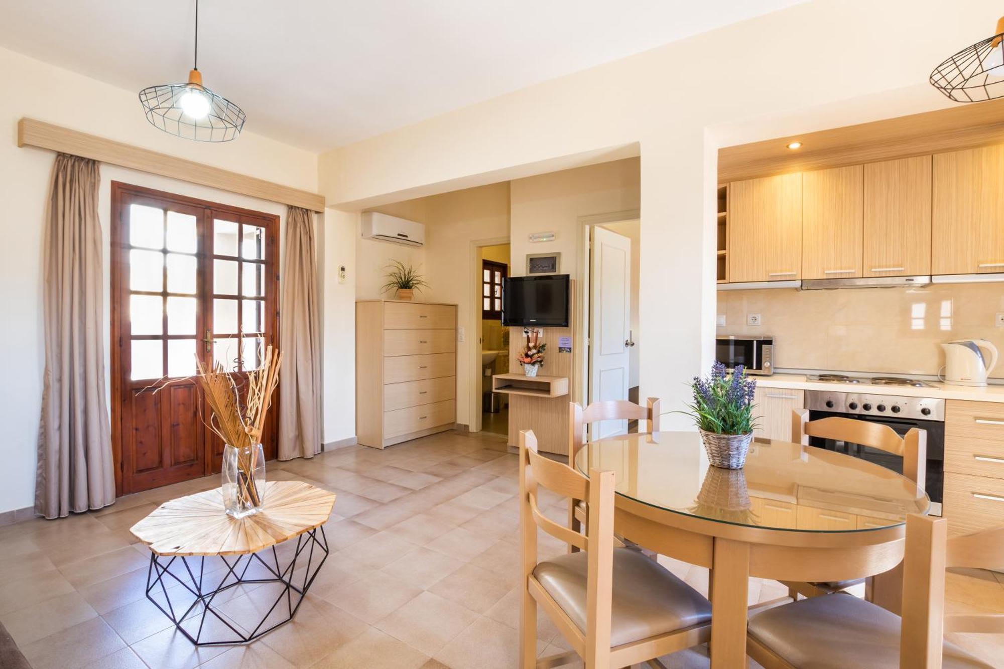 Aphrodite Luxury Studios & Apartments Karpathos Bagian luar foto