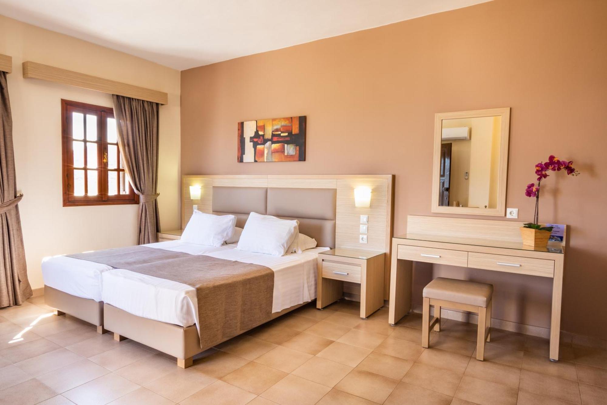 Aphrodite Luxury Studios & Apartments Karpathos Bagian luar foto